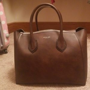 COPY - Michael kors helena